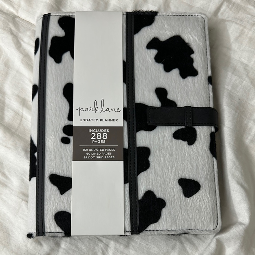 Park Lane Cow Print Planner NWT